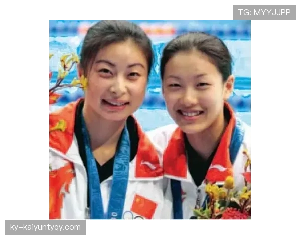 伏明霞跳水拿金牌那会儿，家里还在用粮票